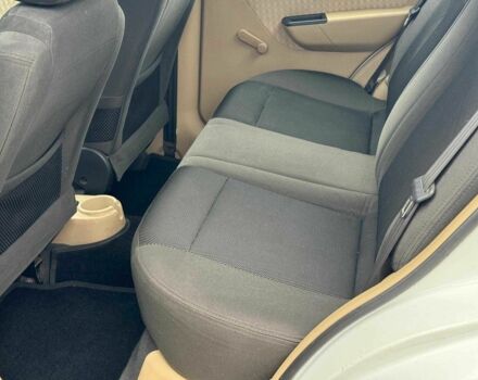 Белый Шевроле Авео, объемом двигателя 1.6 л и пробегом 89 тыс. км за 5240 $, фото 16 на Automoto.ua