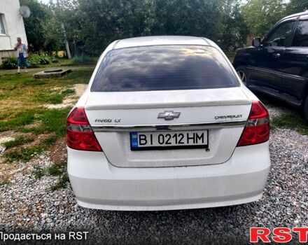 Белый Шевроле Авео, объемом двигателя 1.6 л и пробегом 270 тыс. км за 3850 $, фото 3 на Automoto.ua