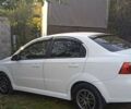 Белый Шевроле Авео, объемом двигателя 1.5 л и пробегом 145 тыс. км за 5600 $, фото 2 на Automoto.ua