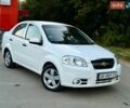Белый Шевроле Авео, объемом двигателя 1.5 л и пробегом 133 тыс. км за 4950 $, фото 1 на Automoto.ua