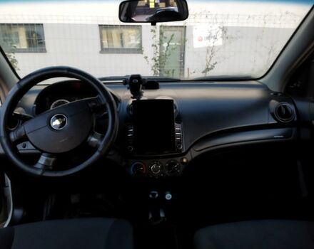 Білий Шевроле Авео, об'ємом двигуна 1.2 л та пробігом 250 тис. км за 3708 $, фото 9 на Automoto.ua