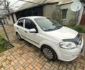 Белый Шевроле Авео, объемом двигателя 1.5 л и пробегом 234 тыс. км за 4000 $, фото 2 на Automoto.ua