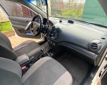 Білий Шевроле Авео, об'ємом двигуна 1.5 л та пробігом 234 тис. км за 4000 $, фото 5 на Automoto.ua