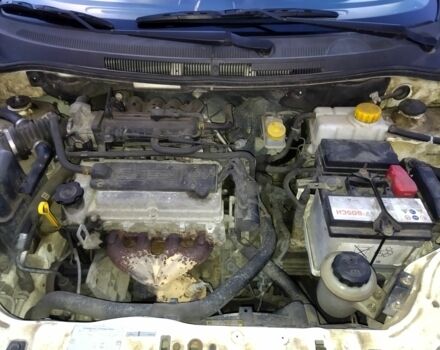 Білий Шевроле Авео, об'ємом двигуна 1.2 л та пробігом 250 тис. км за 3708 $, фото 10 на Automoto.ua