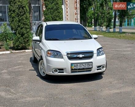 Белый Шевроле Авео, объемом двигателя 1.5 л и пробегом 167 тыс. км за 3599 $, фото 5 на Automoto.ua