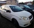 Белый Шевроле Авео, объемом двигателя 1.2 л и пробегом 250 тыс. км за 3903 $, фото 2 на Automoto.ua