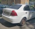 Белый Шевроле Авео, объемом двигателя 1.5 л и пробегом 370 тыс. км за 3500 $, фото 1 на Automoto.ua
