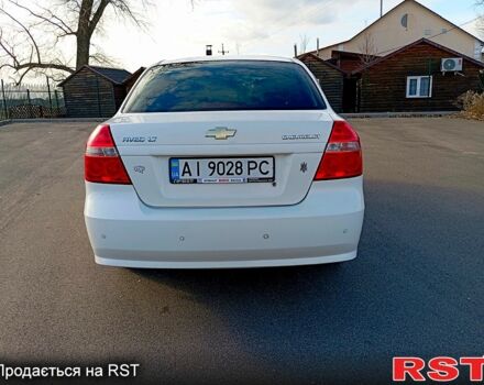 Белый Шевроле Авео, объемом двигателя 1.5 л и пробегом 230 тыс. км за 5500 $, фото 11 на Automoto.ua