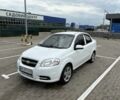 Белый Шевроле Авео, объемом двигателя 1.4 л и пробегом 206 тыс. км за 3900 $, фото 1 на Automoto.ua
