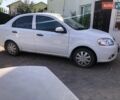 Белый Шевроле Авео, объемом двигателя 1.5 л и пробегом 169 тыс. км за 4500 $, фото 1 на Automoto.ua