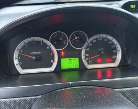 Белый Шевроле Авео, объемом двигателя 1.5 л и пробегом 169 тыс. км за 4500 $, фото 4 на Automoto.ua