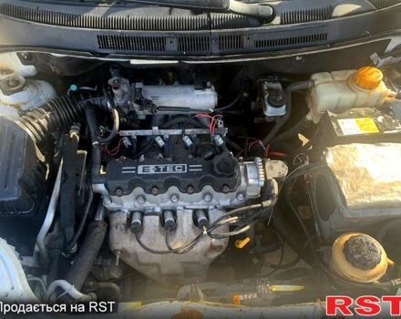 Білий Шевроле Авео, об'ємом двигуна 1.5 л та пробігом 130 тис. км за 3900 $, фото 10 на Automoto.ua