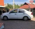 Белый Шевроле Авео, объемом двигателя 1.5 л и пробегом 169 тыс. км за 4500 $, фото 2 на Automoto.ua