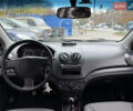 Белый Шевроле Авео, объемом двигателя 1.5 л и пробегом 133 тыс. км за 4000 $, фото 2 на Automoto.ua