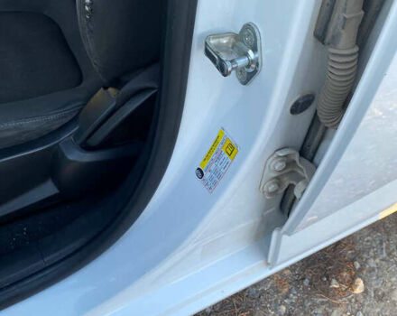 Белый Шевроле Авео, объемом двигателя 1.6 л и пробегом 140 тыс. км за 6350 $, фото 24 на Automoto.ua