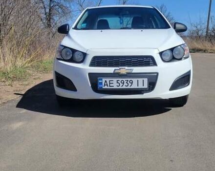Белый Шевроле Авео, объемом двигателя 1.2 л и пробегом 250 тыс. км за 5300 $, фото 4 на Automoto.ua