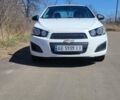 Белый Шевроле Авео, объемом двигателя 1.2 л и пробегом 250 тыс. км за 5300 $, фото 4 на Automoto.ua