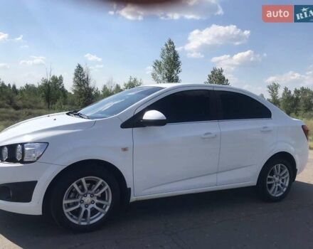 Белый Шевроле Авео, объемом двигателя 1.6 л и пробегом 68 тыс. км за 7700 $, фото 5 на Automoto.ua