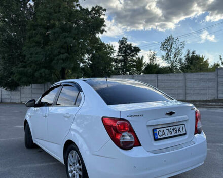 Белый Шевроле Авео, объемом двигателя 1.6 л и пробегом 235 тыс. км за 5399 $, фото 5 на Automoto.ua