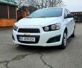 Белый Шевроле Авео, объемом двигателя 1.2 л и пробегом 280 тыс. км за 5000 $, фото 1 на Automoto.ua
