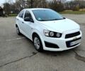 Белый Шевроле Авео, объемом двигателя 1.2 л и пробегом 270 тыс. км за 5300 $, фото 2 на Automoto.ua
