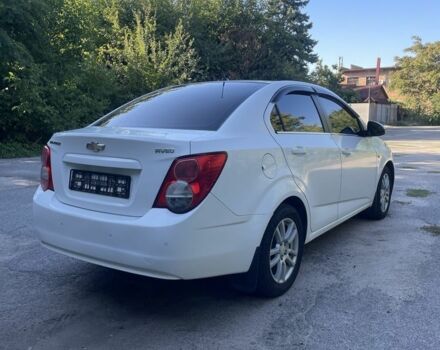 Білий Шевроле Авео, об'ємом двигуна 1.6 л та пробігом 180 тис. км за 6000 $, фото 4 на Automoto.ua