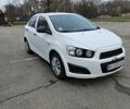 Белый Шевроле Авео, объемом двигателя 1.2 л и пробегом 270 тыс. км за 5000 $, фото 5 на Automoto.ua