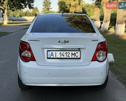 Белый Шевроле Авео, объемом двигателя 1.6 л и пробегом 130 тыс. км за 5800 $, фото 3 на Automoto.ua