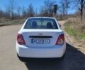 Белый Шевроле Авео, объемом двигателя 1.2 л и пробегом 250 тыс. км за 5300 $, фото 3 на Automoto.ua