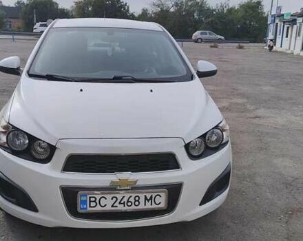 Белый Шевроле Авео, объемом двигателя 1.23 л и пробегом 175 тыс. км за 5500 $, фото 13 на Automoto.ua