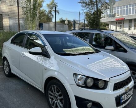 Белый Шевроле Авео, объемом двигателя 1.6 л и пробегом 194 тыс. км за 6200 $, фото 2 на Automoto.ua