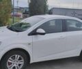 Белый Шевроле Авео, объемом двигателя 1.23 л и пробегом 175 тыс. км за 5500 $, фото 1 на Automoto.ua