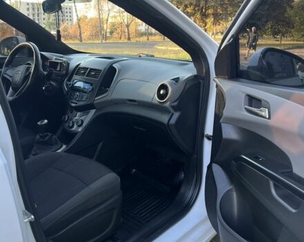 Белый Шевроле Авео, объемом двигателя 1.6 л и пробегом 108 тыс. км за 5350 $, фото 7 на Automoto.ua