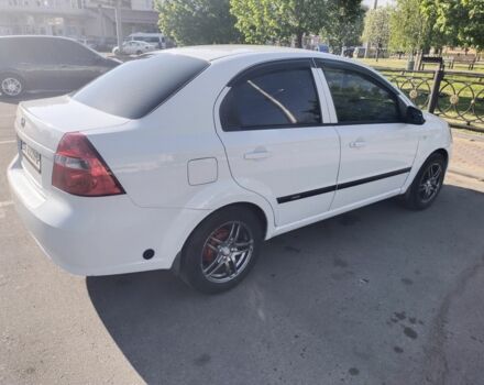 Белый Шевроле Авео, объемом двигателя 1.5 л и пробегом 190 тыс. км за 4150 $, фото 5 на Automoto.ua
