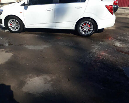 Белый Шевроле Авео, объемом двигателя 1.6 л и пробегом 140 тыс. км за 6700 $, фото 3 на Automoto.ua