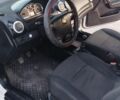 Белый Шевроле Авео, объемом двигателя 1.5 л и пробегом 290 тыс. км за 3500 $, фото 8 на Automoto.ua