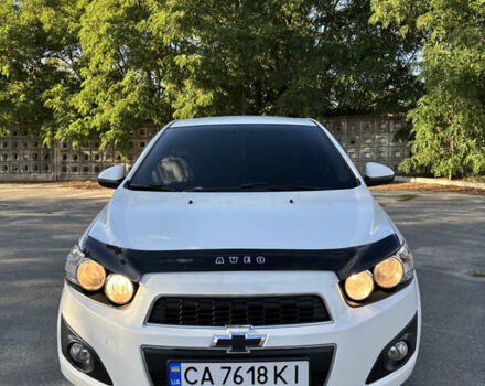 Белый Шевроле Авео, объемом двигателя 1.6 л и пробегом 235 тыс. км за 5399 $, фото 1 на Automoto.ua