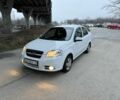 Білий Шевроле Авео, об'ємом двигуна 1.5 л та пробігом 58 тис. км за 4300 $, фото 1 на Automoto.ua