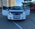 Білий Шевроле Авео, об'ємом двигуна 1.5 л та пробігом 46 тис. км за 3800 $, фото 4 на Automoto.ua