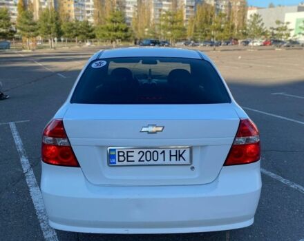 Білий Шевроле Авео, об'ємом двигуна 1.5 л та пробігом 46 тис. км за 3800 $, фото 1 на Automoto.ua