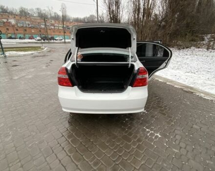 Белый Шевроле Авео, объемом двигателя 1.4 л и пробегом 149 тыс. км за 5250 $, фото 5 на Automoto.ua