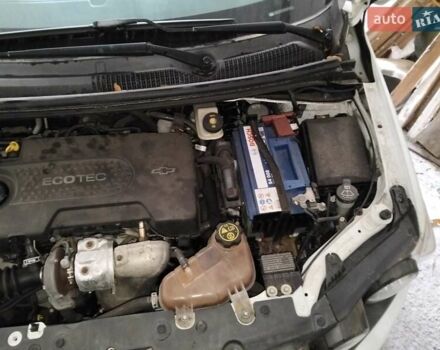 Белый Шевроле Авео, объемом двигателя 1.25 л и пробегом 215 тыс. км за 7000 $, фото 11 на Automoto.ua