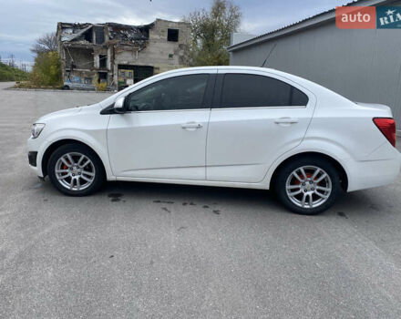 Шевроле Авео 2014 в Днепре (Днепропетровске) на Automoto.ua Белый Шевроле Авео, объемом двигателя 1.4 л и пробегом 125 тыс. км за 6500 $, фото 3 на Automoto.ua