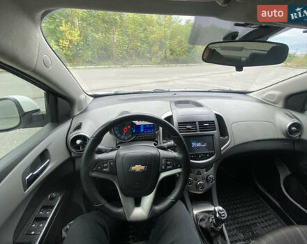 Шевроле Авео 2014 в Днепре (Днепропетровске) на Automoto.ua Белый Шевроле Авео, объемом двигателя 1.4 л и пробегом 125 тыс. км за 6500 $, фото 9 на Automoto.ua