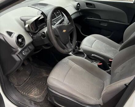 Білий Шевроле Авео, об'ємом двигуна 1.4 л та пробігом 122 тис. км за 5500 $, фото 1 на Automoto.ua