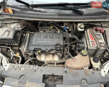 Білий Шевроле Авео, об'ємом двигуна 1.4 л та пробігом 122 тис. км за 5500 $, фото 7 на Automoto.ua