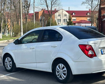 Білий Шевроле Авео, об'ємом двигуна 1.4 л та пробігом 180 тис. км за 5500 $, фото 20 на Automoto.ua