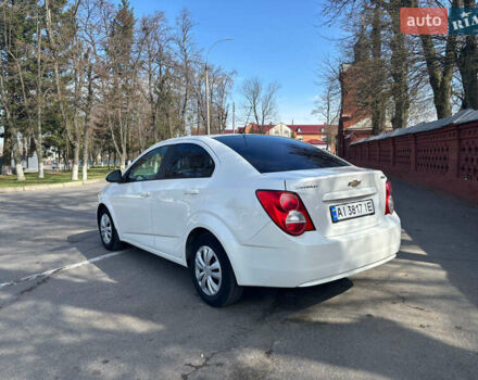 Білий Шевроле Авео, об'ємом двигуна 1.4 л та пробігом 180 тис. км за 5500 $, фото 13 на Automoto.ua