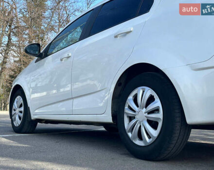 Білий Шевроле Авео, об'ємом двигуна 1.4 л та пробігом 180 тис. км за 5500 $, фото 16 на Automoto.ua