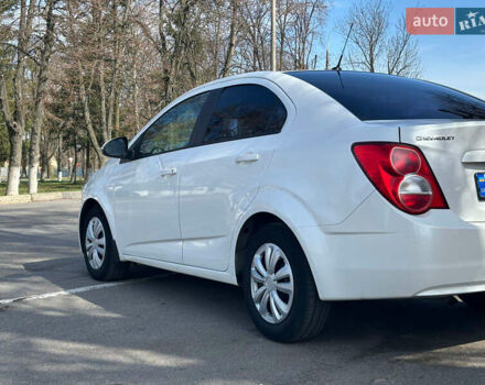 Білий Шевроле Авео, об'ємом двигуна 1.4 л та пробігом 180 тис. км за 5500 $, фото 18 на Automoto.ua